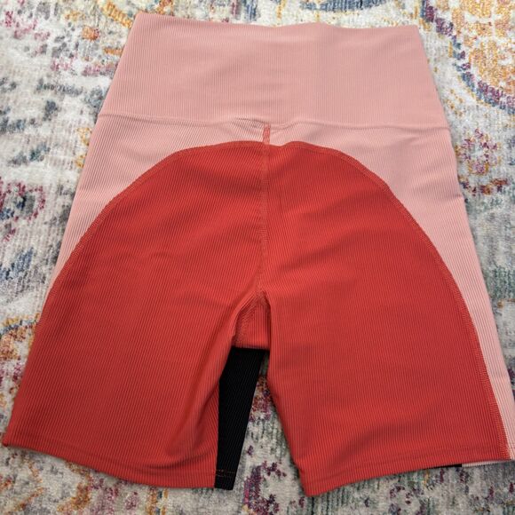 Beach Riot Ribbed Set - Picture 4 of 5